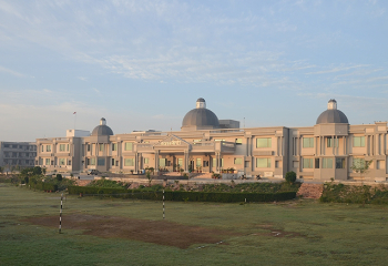 Sanskriti University, Mathura | Highlights | Location and Infrastructure | Best Courses | Eligibility Criteria | Fee Structure | Admission Process | Scholarships | Faculties | Affiliation and Recognition